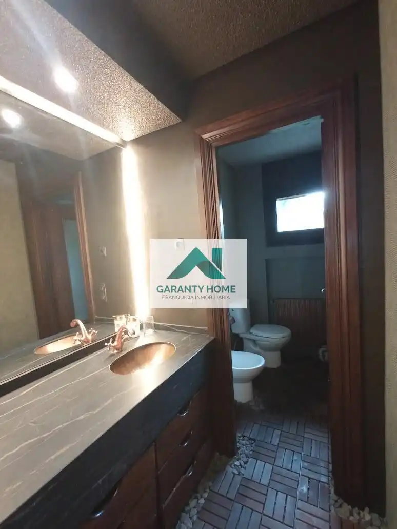 Bathroom of Flat for rent in Las Rozas de Madrid  with Air Conditioner, Heating and Private garden