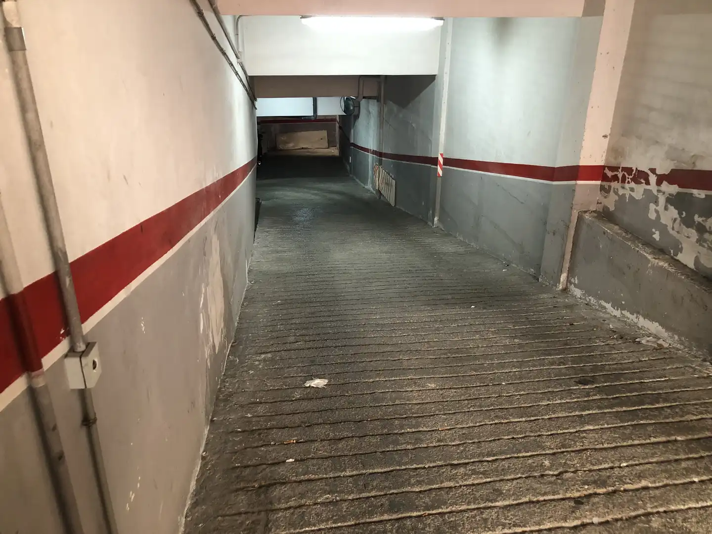 Aparcamiento en alquiler en Carrer de la Ribera d'Ebre 1, imagen 6