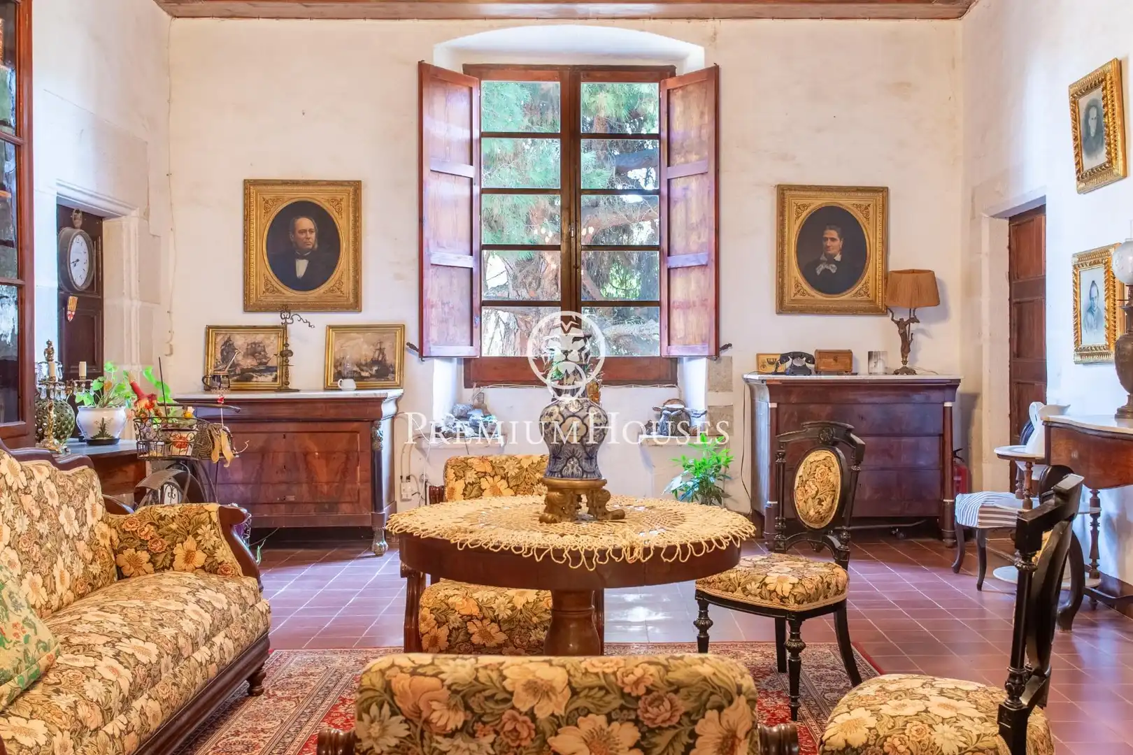 Sala d'estar de Casa o xalet en venda en Sant Andreu de Llavaneres amb Aire condicionat, Calefacció i Jardí privat
