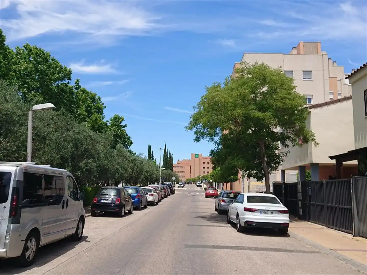 Vista exterior de Piso en venta en Bormujos con Aire acondicionado, Piscina y Balcón