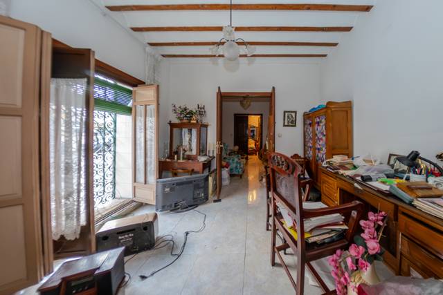 Casa adosada en Venta en Avenida Constitución en Monteagudo