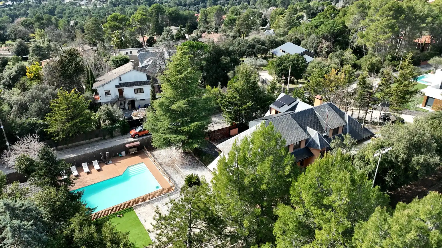 Vista exterior de Casa o xalet en venda en Matadepera amb Calefacció, Parquet i Terrassa
