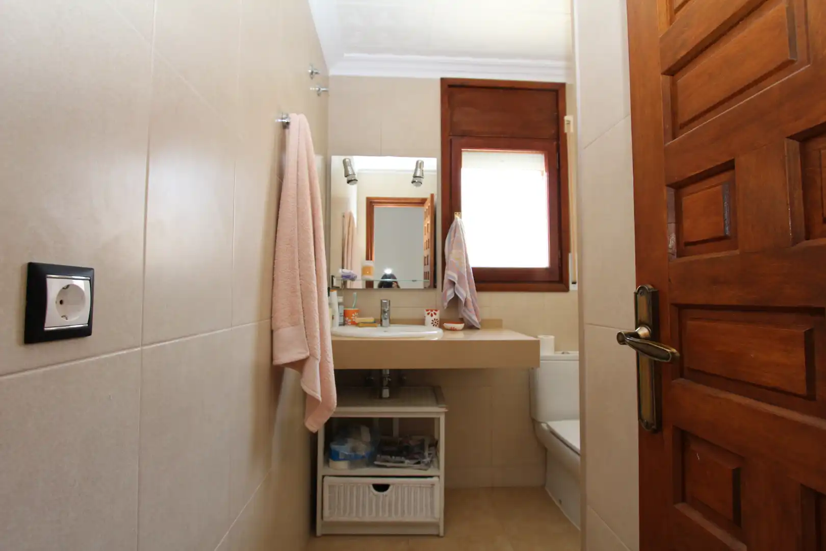 Bany de Casa o xalet en venda en Mont-roig del Camp amb Aire condicionat, Jardí privat i Terrassa