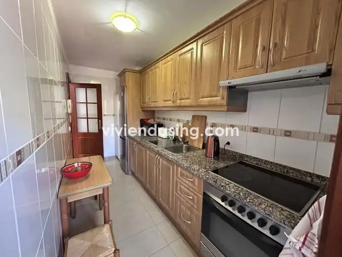 Küche von Wohnung zur Miete in Puerto de la Cruz mit Möbliert, Waschmaschine und Mikrowelle