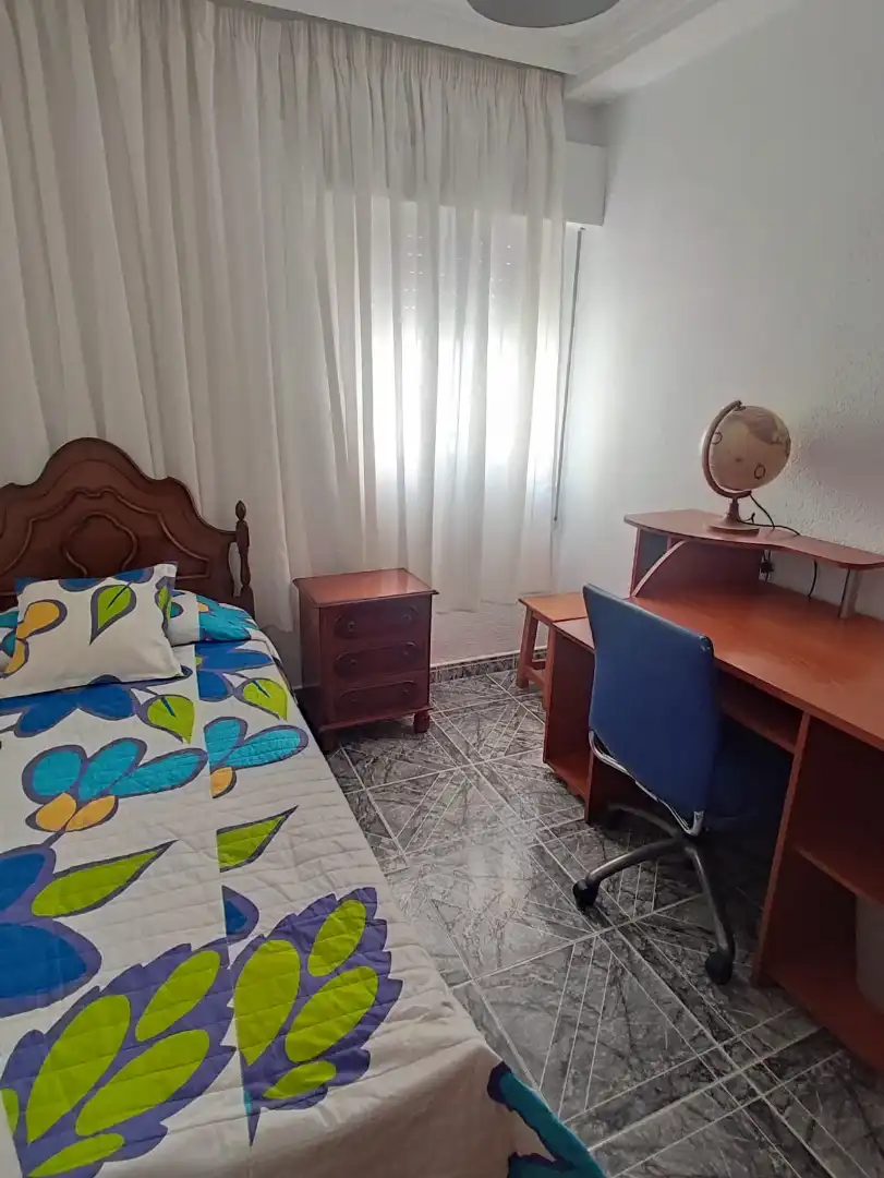Bedroom of Flat for rent in Málaga  with Heating, Terrace and Furnished
