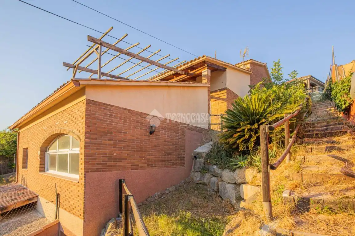 Vista exterior de Casa o chalet en venta en Cànoves I Samalús