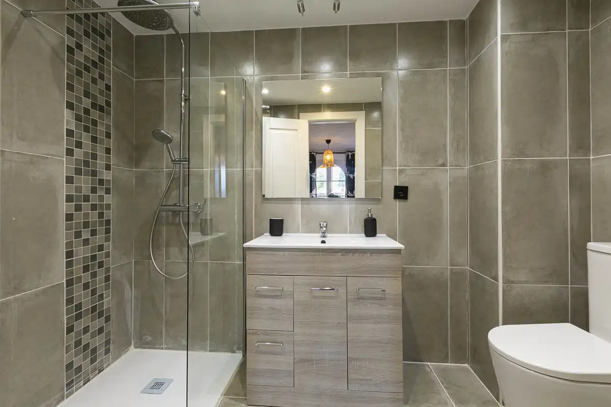 Bathroom of Apartments for sale in Marbella  with Air Conditioner, Heating and Terrace