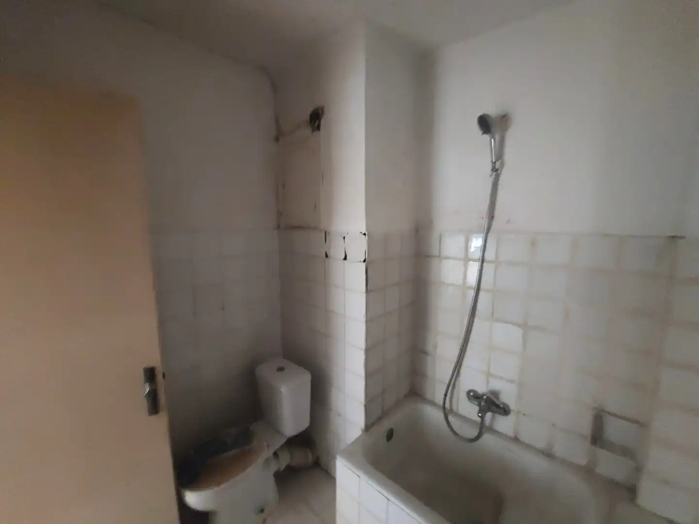 Bany de Pis en venda en León Capital 