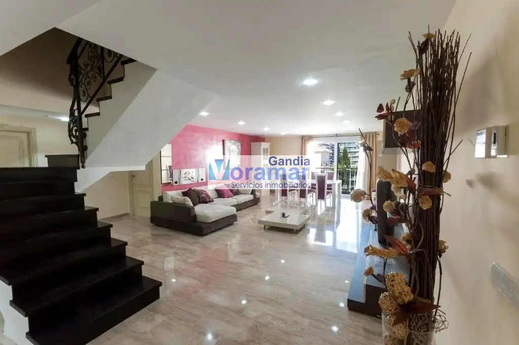 Wohnzimmer von Maisonette zur Miete in Gandia mit Klimaanlage, Heizung und Terrasse
