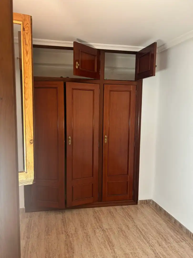 Habitación de Piso de alquiler en Alaquàs con Horno, Balcón y Alarma