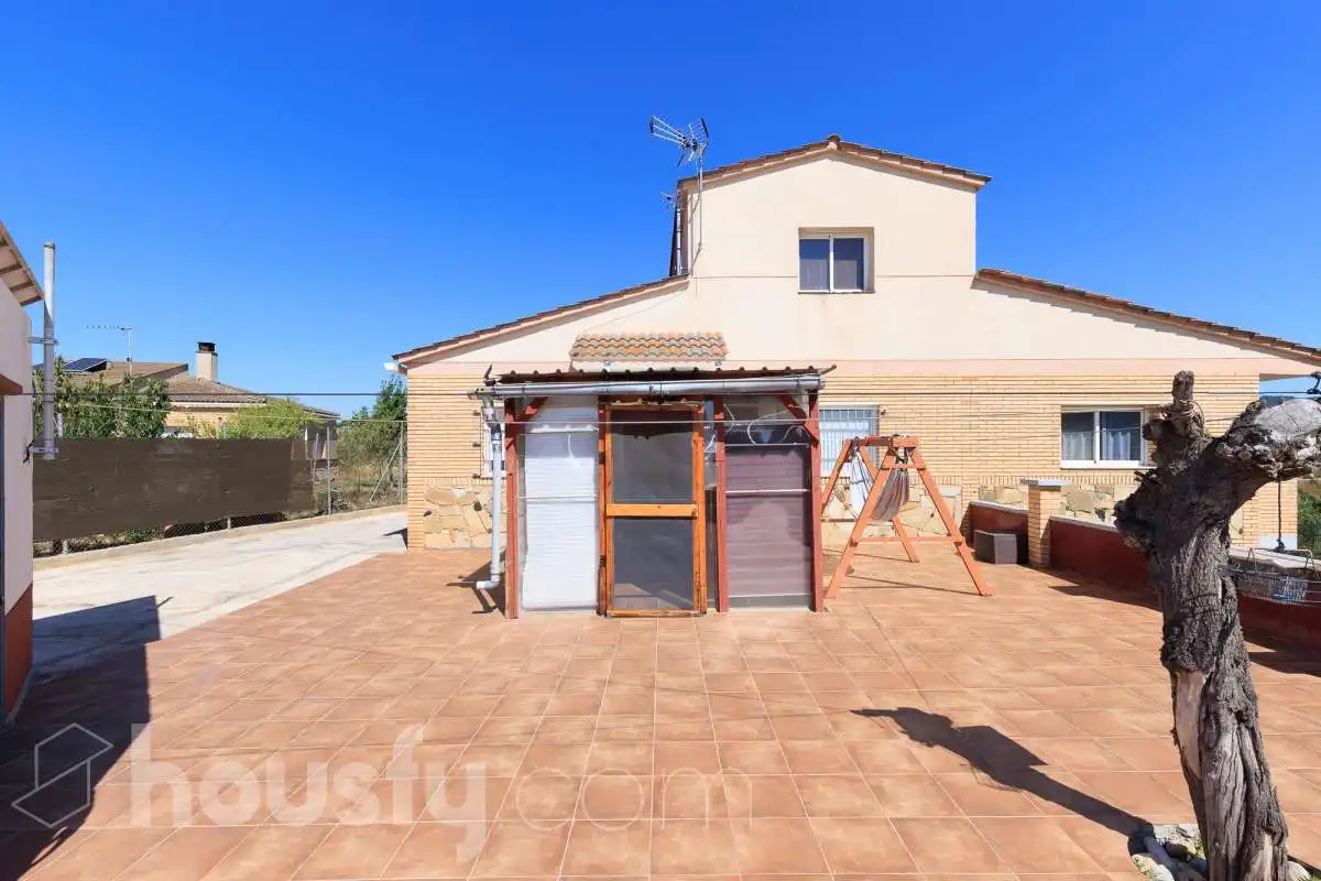 Vista exterior de Casa o chalet en venta en Sarral con Aire acondicionado, Calefacción y Jardín privado