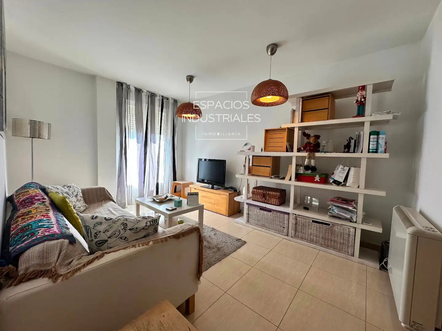 Sala d'estar de Pis en venda en Villarejo de Salvanés amb Aire condicionat, Terrassa i Traster