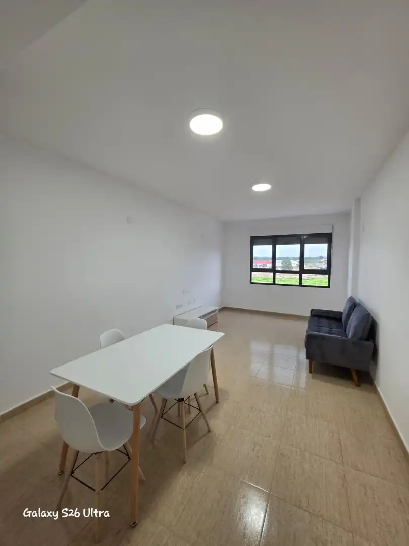 Sala d'estar de Pis de lloguer en Albatera amb Aire condicionat, Traster i Moblat
