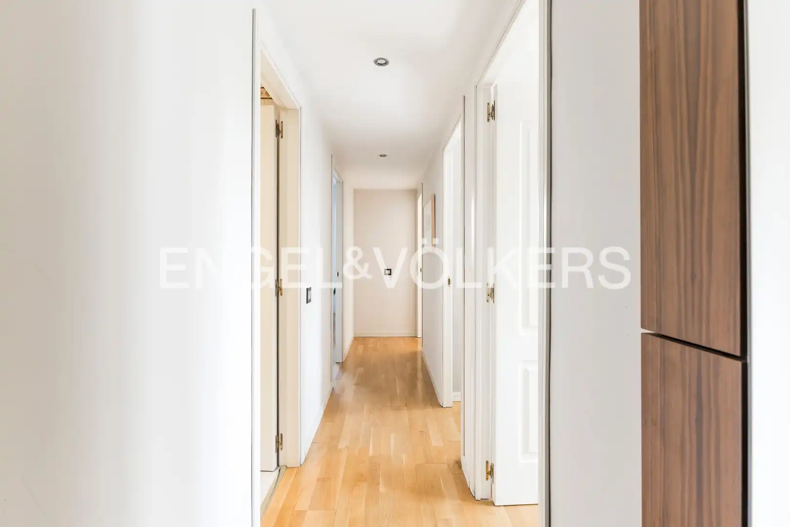 Piso en venta en Madrid con Calefacción, Parquet y Terraza