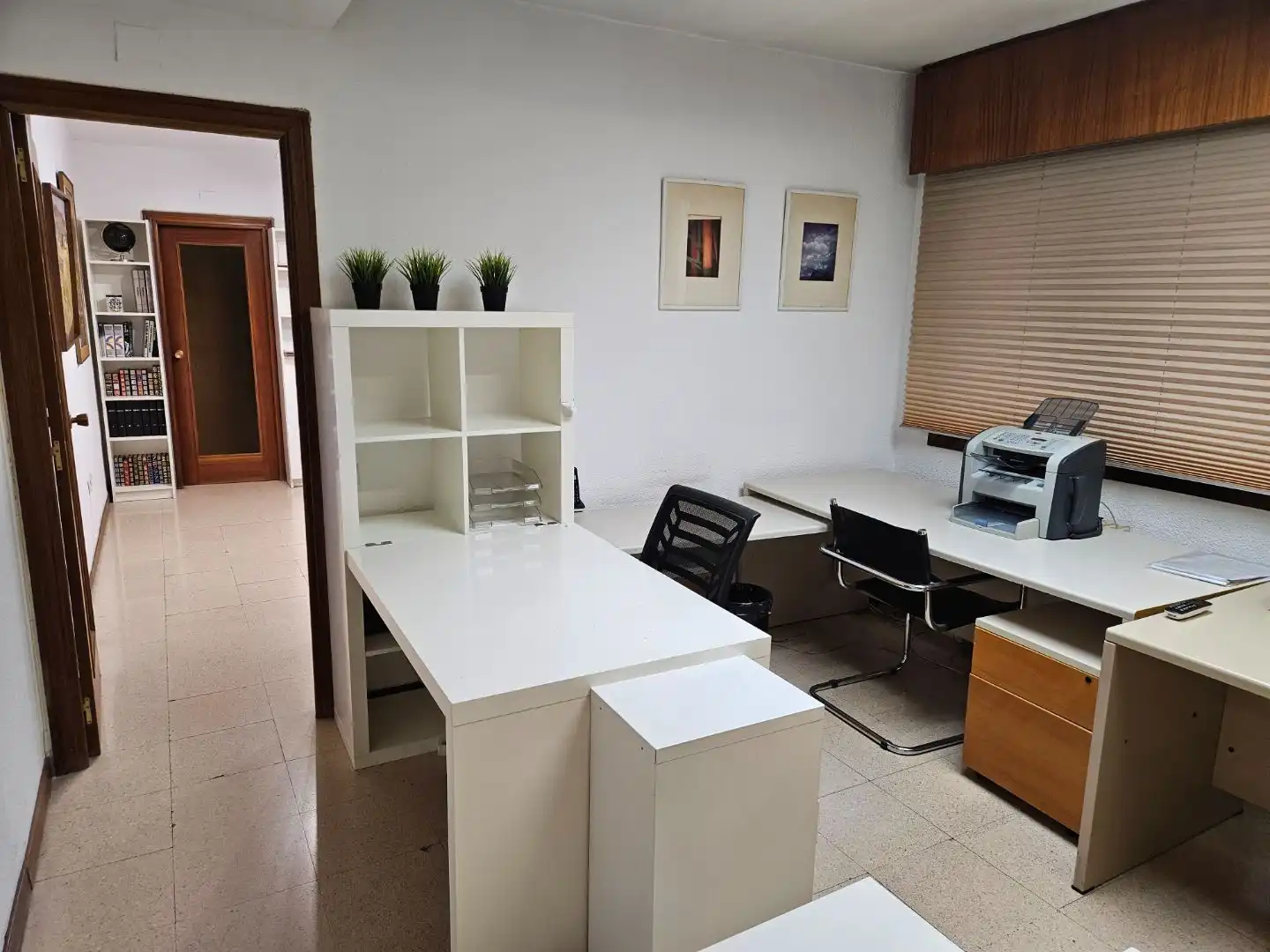 Office for rent in  Logroño  with Heating, Furnished and Internet