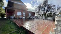 Exterior view of House or chalet for sale in Valdemorillo  with Private garden, Terrace and Balcony