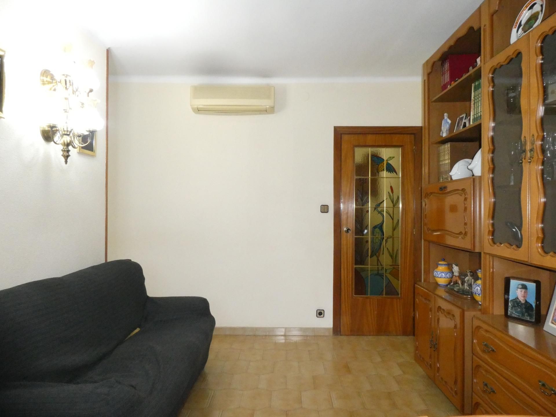 Living room of Flat for sale in Santa Coloma de Gramenet