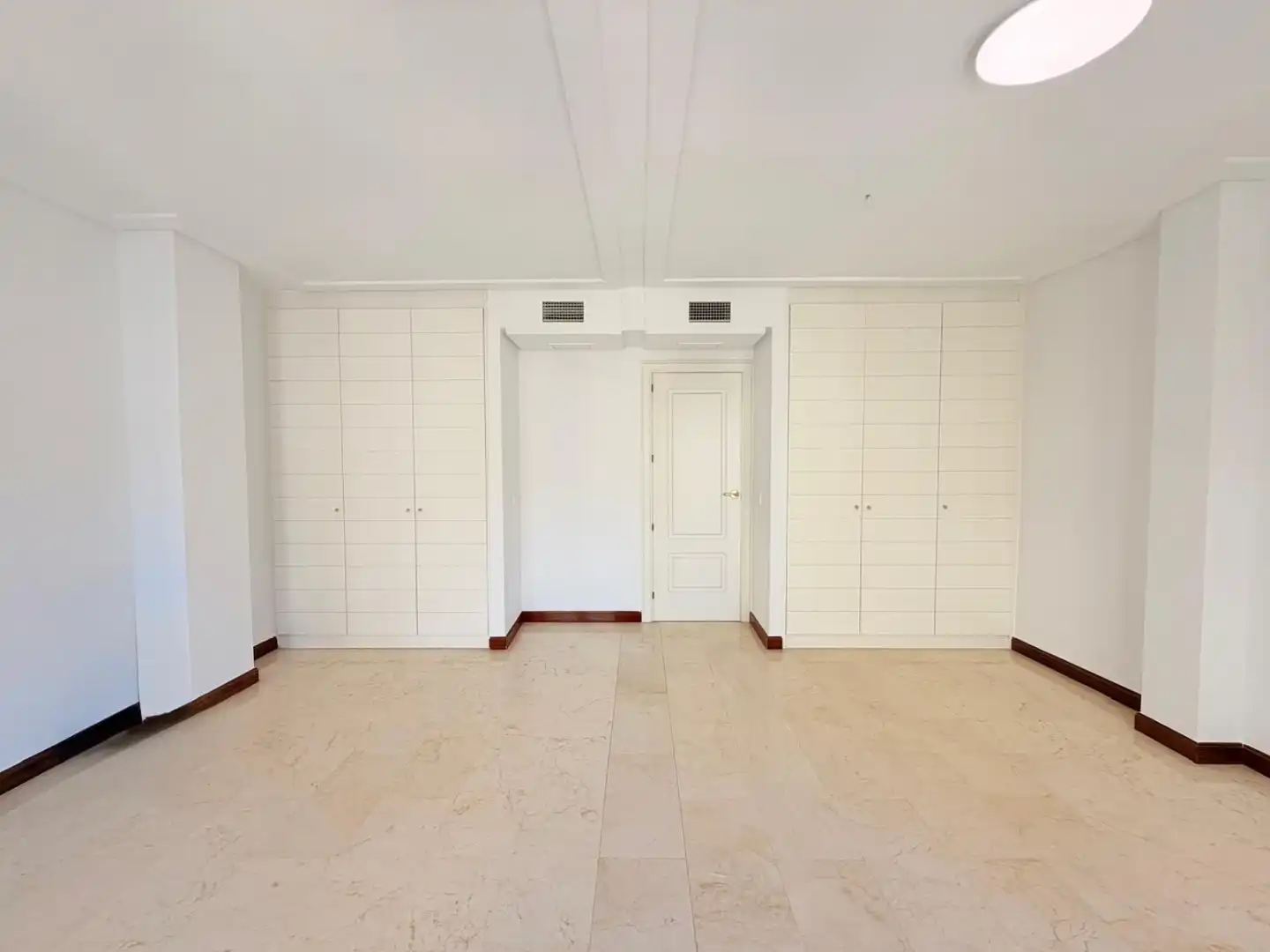 Attic for rent in Murcia  with Air Conditioner and Heating