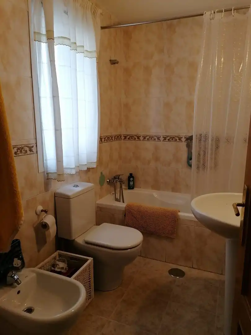 Badezimmer von Wohnung zur Miete in Los Villares
