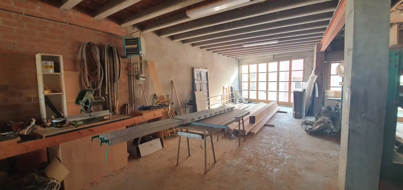 Local de alquiler en Miralcamp
