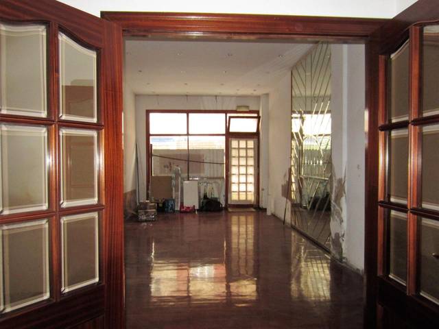Local comercial en Venta en Magnus Blikstad, 78 en El Polígono