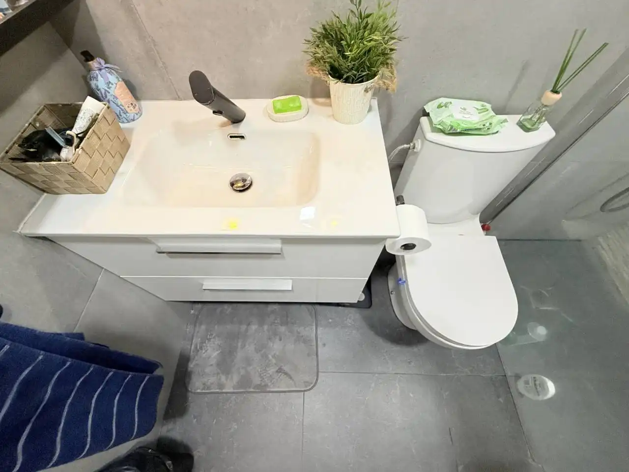 Bathroom of Houses for sale in Sant Celoni  with Air Conditioner, Heating and Terrace