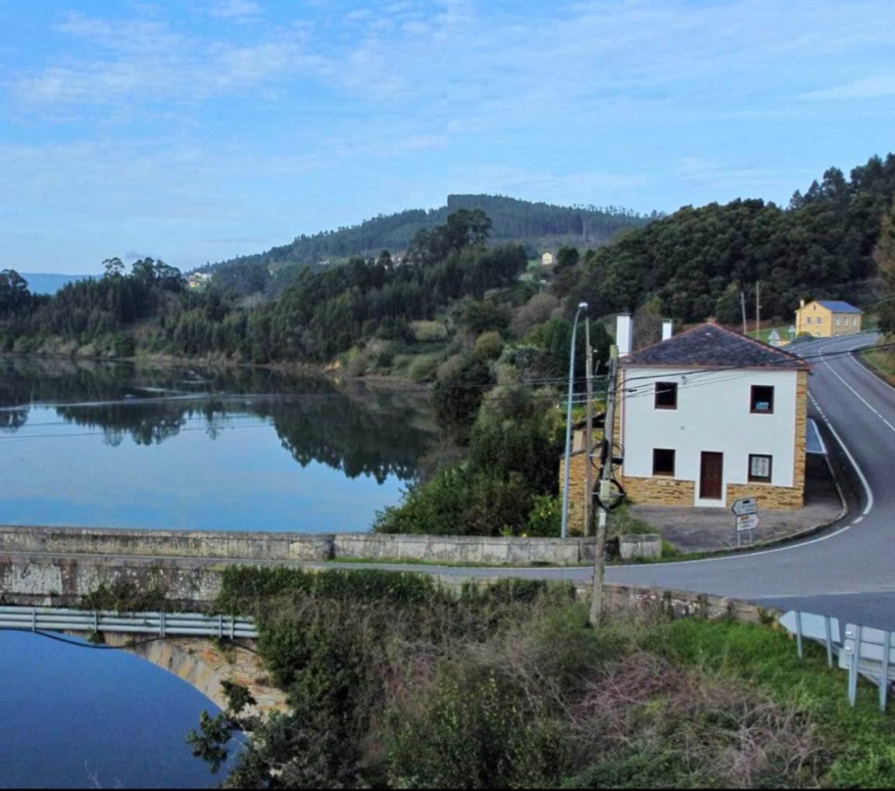 Vista exterior de Finca rústica en venda en Ortigueira amb Jardí privat i Terrassa