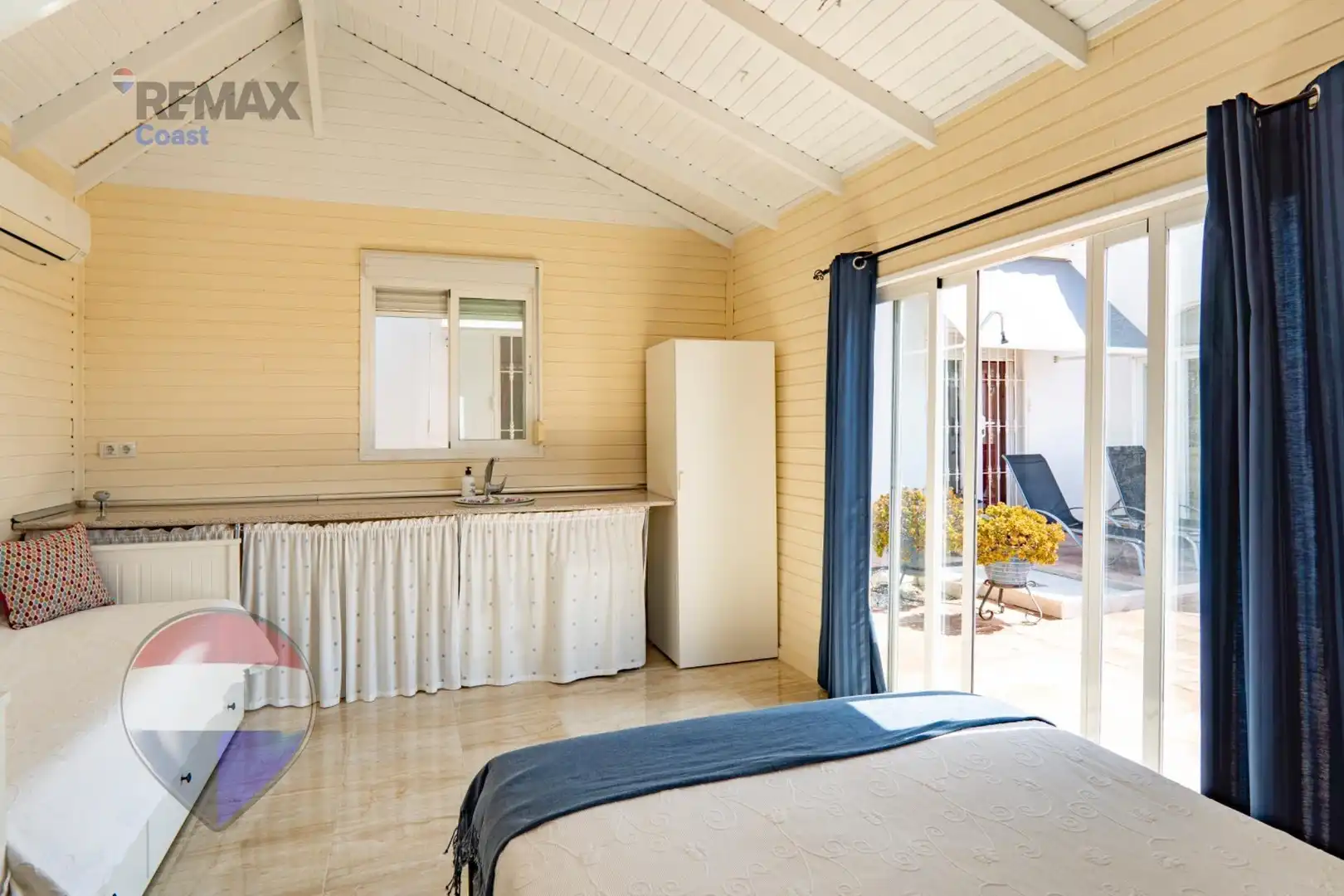 Dormitori de Casa o xalet en venda en Benajarafe