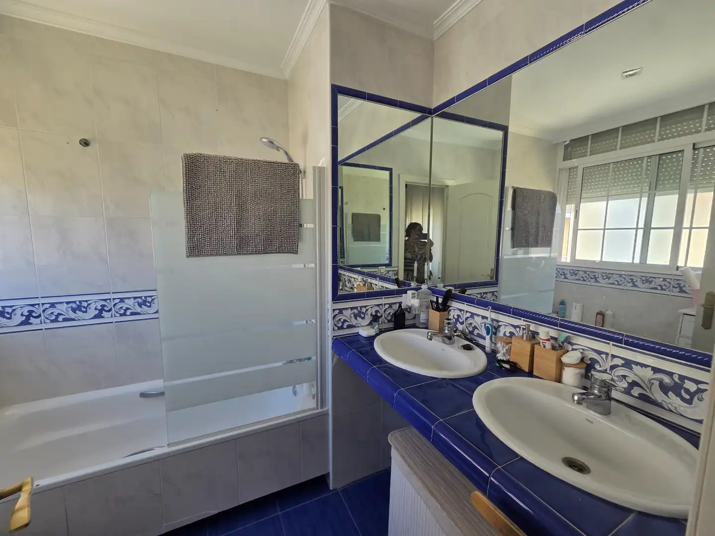 Baño de Piso en venta en Sevilla con Aire acondicionado, Calefacción y Terraza