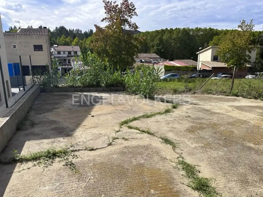 Residential land for sale in Vallgorguina