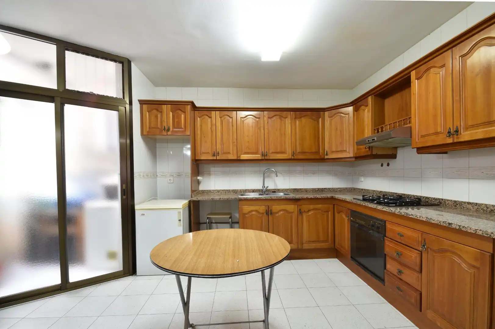 Küche von Wohnung zum Verkauf in Vilanova i la Geltrú mit Heizung, Terrasse und Balkon