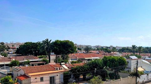 Casa adosada reformada 70 m2  terrazas en Calas Blancas. Varias terrazas, gran piscina comunitaria, cerca del centro y a tan solo