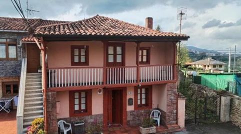 Foto 2 de Casa adosada en venta en San Claudio - Trubia - Las Caldas, Oviedo