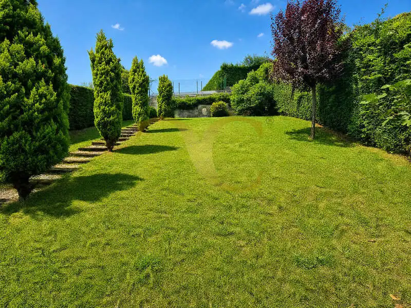 Casa o chalet en venta en Oviedo  con Calefacción, Terraza y Trastero
