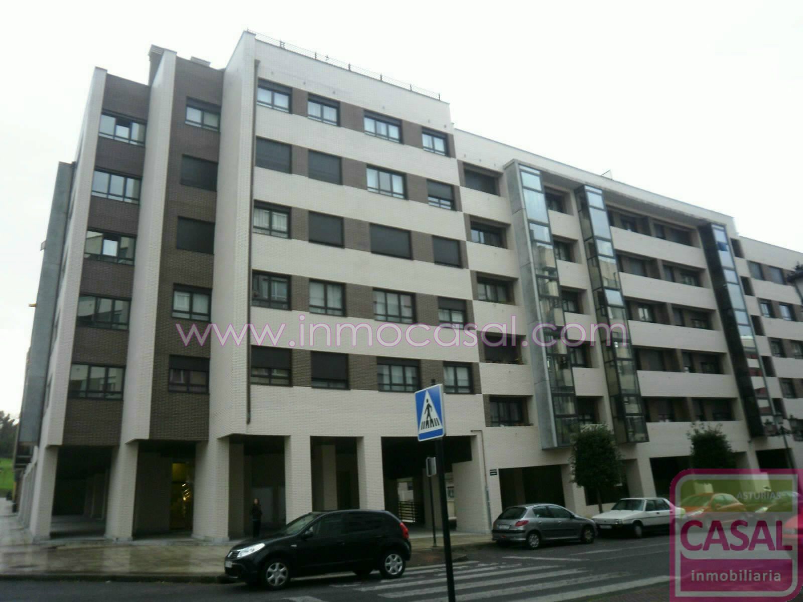 Garatge de lloguer a MUROS DEL NALON, La Florida