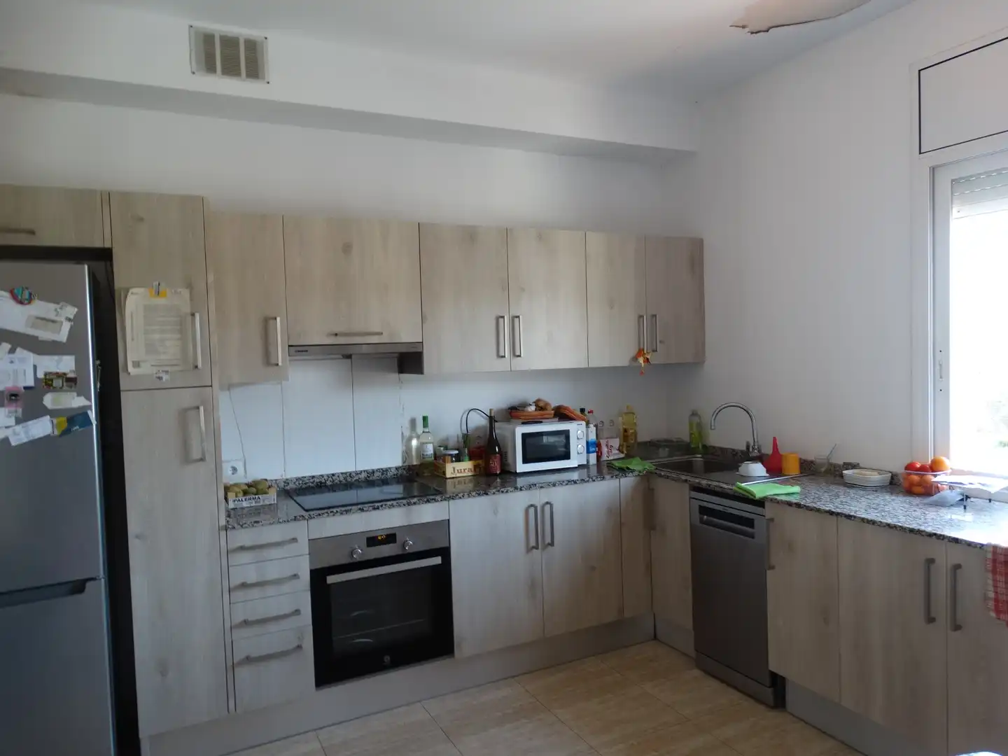 Casa con terraza en venta en Canyelles, imagen 2