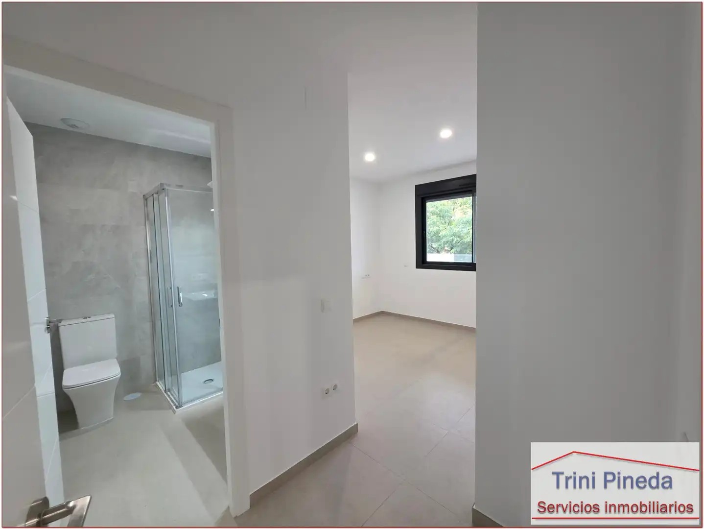 Bedroom of Flat for rent in Sevilla  with Air Conditioner, Heating and Terrace