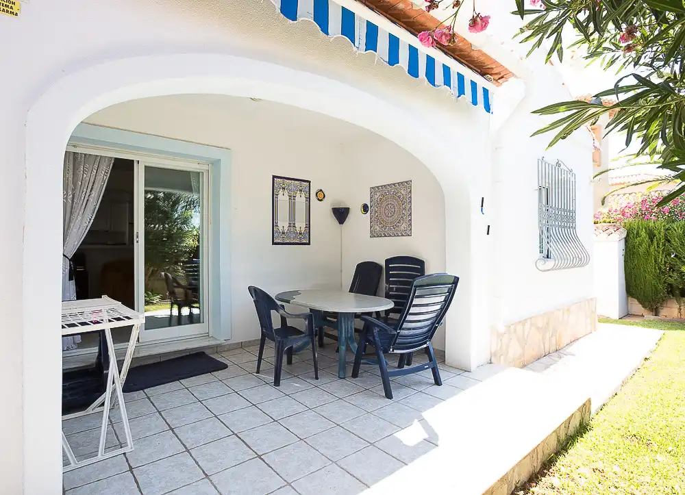 Terraza de Casa o chalet de alquiler en Dénia con Aire acondicionado, Jardín privado y Amueblado