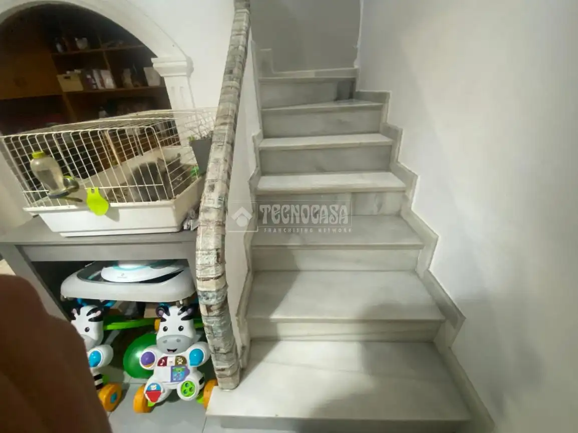 Casa adosada en venta en Sanlúcar la Mayor