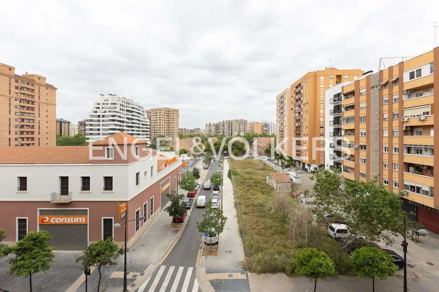 Vista exterior de Pis de lloguer en Valencia amb Aire condicionat, Calefacció i Balcó