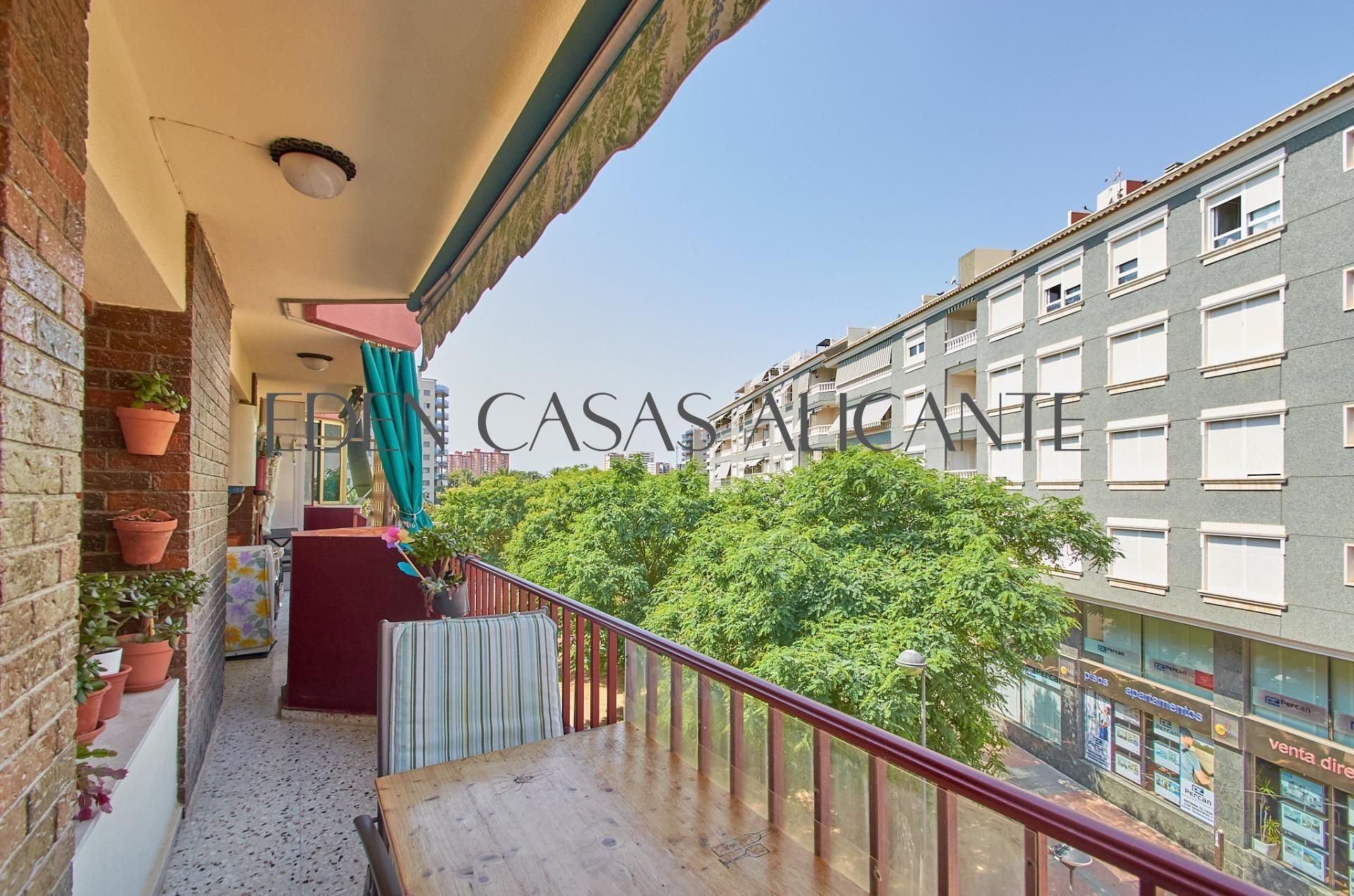 Exterior view of Apartment for sale in El Campello  with Air Conditioner, Heating and Terrace
