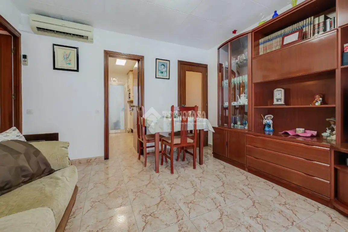 Wohnung mit Terrasse zum Verkauf in Salut - Lloreda, imagen 4