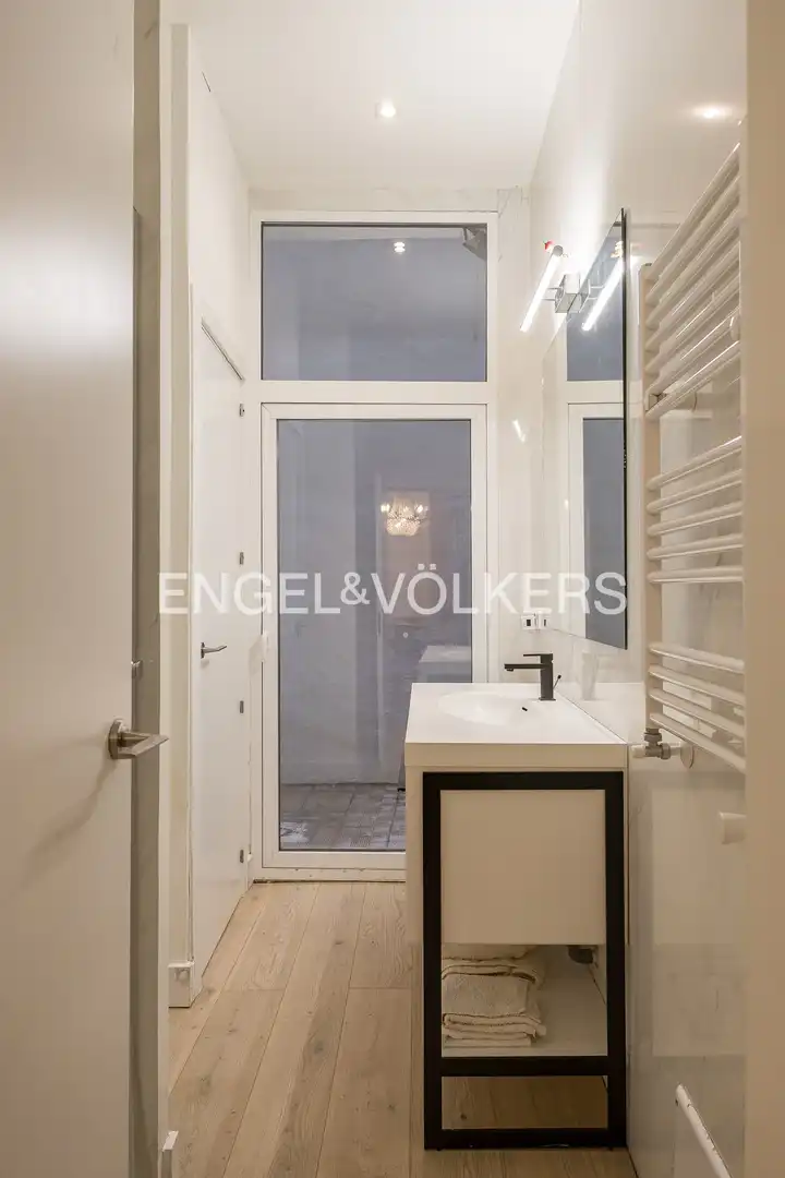 Baño de Piso en venta en Madrid con Aire acondicionado y Calefacción