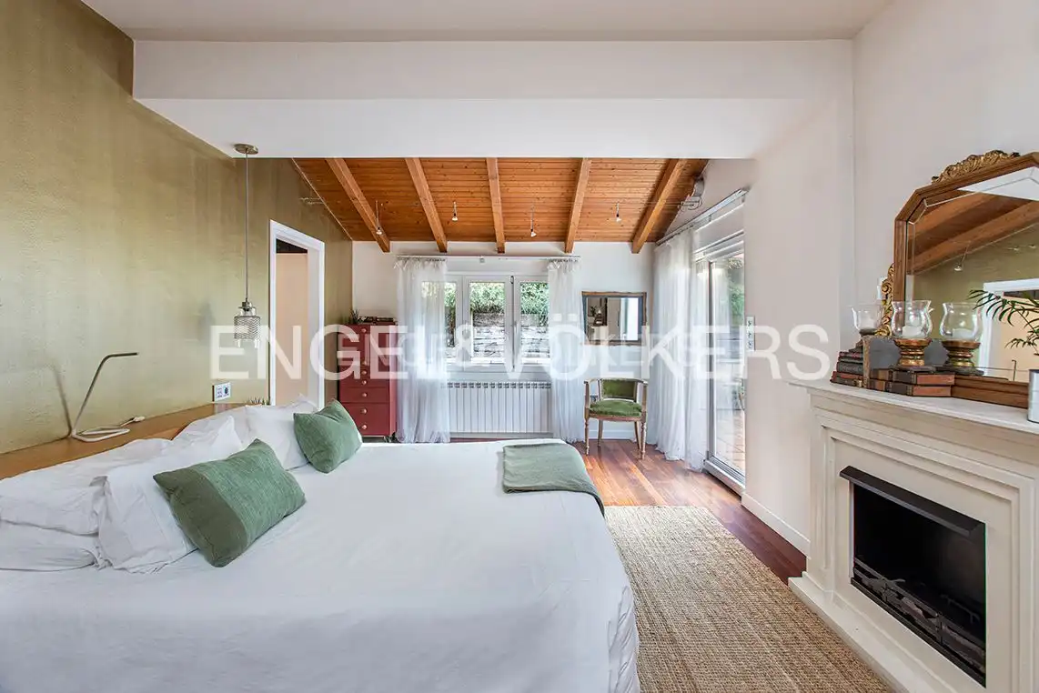 Habitación de Casa o chalet en venta en Gijón  con Calefacción, Jardín privado y Terraza