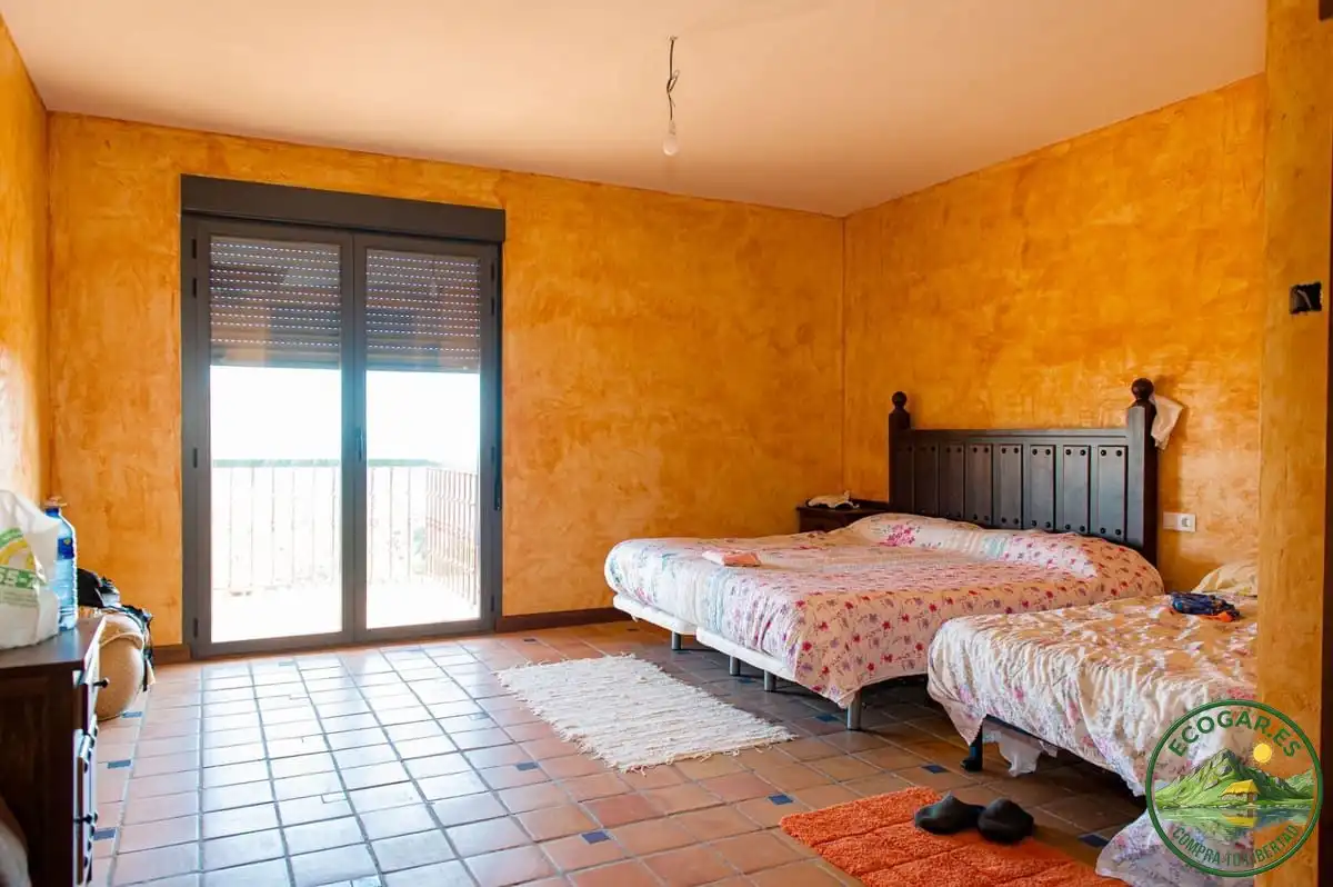 Dormitori de Casa o xalet en venda en Quintana del Castillo amb Calefacció, Jardí privat i Terrassa