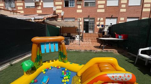 Foto 4 de Casa adosada en venda a Alovera, Guadalajara