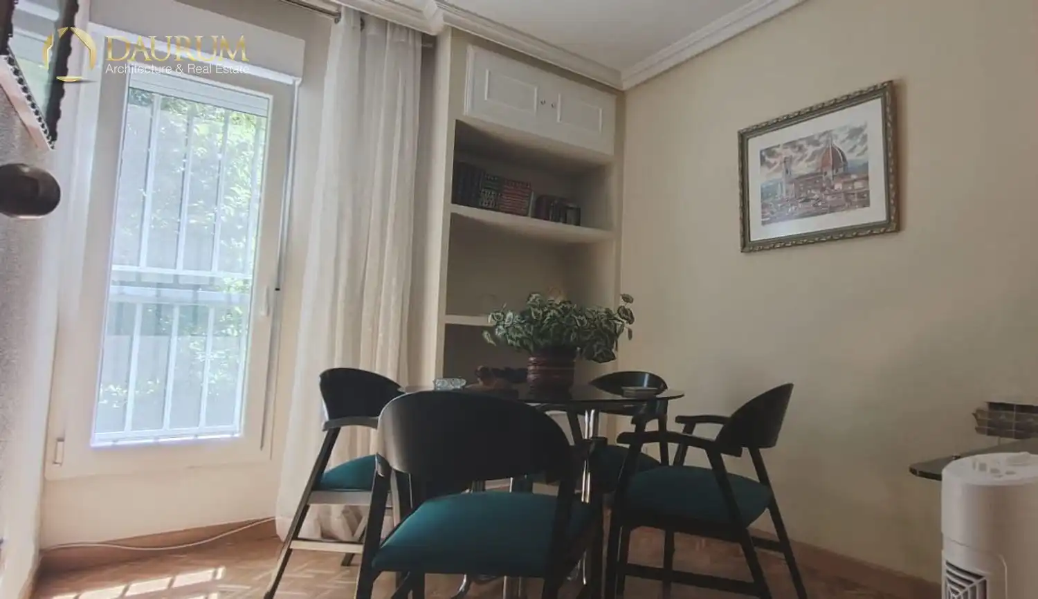 Comedor de Piso en venta en San Sebastián de los Reyes con Calefacción, Terraza y Trastero