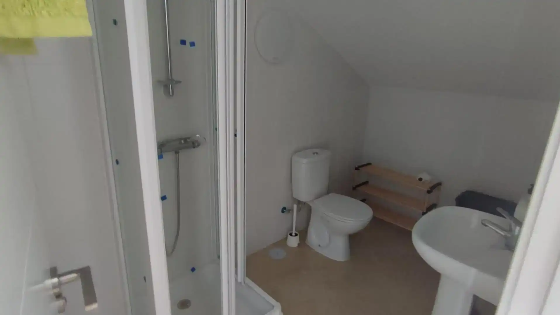 Badezimmer von Maisonette zur Miete in Benalmádena mit Klimaanlage und Balkon