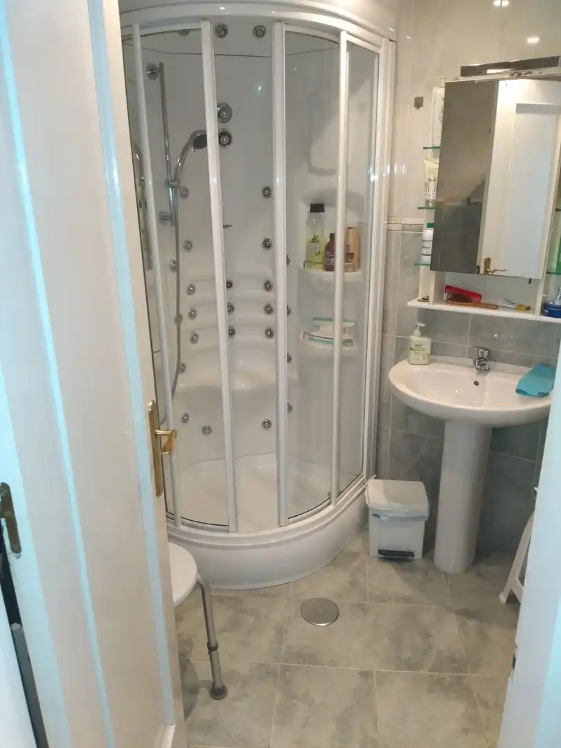 Bathroom of Flat for sale in Torrox  with Air Conditioner, Furnished and Oven