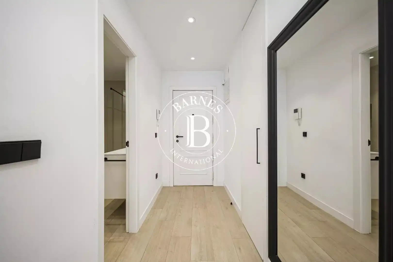 Flat for rent in Madrid  with Air Conditioner, Heating and Oven